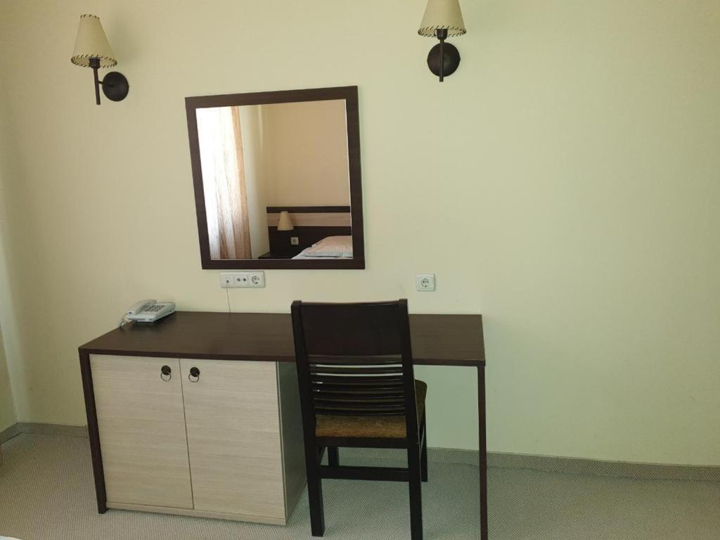 Apt Ece Bansko Near To Ski Lift Exterior photo